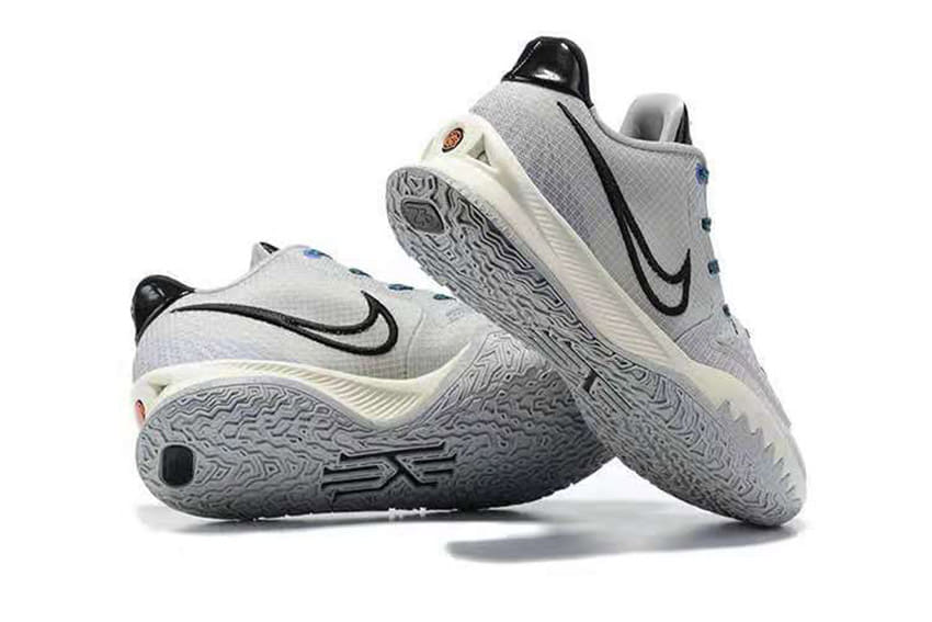 Slamdunk Journal Kyrie Low 4